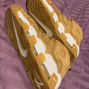 Nike mens Nike Air Men's More Uptempo '96 Prm Light Brown Aa4060-200. Size 11.5